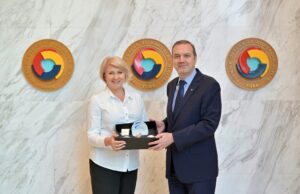 Tamer Kıran ile Belarus TSO Başkan Yardımcısı Malinovskaya Sektörel Görüşmede Bir Araya Geldi